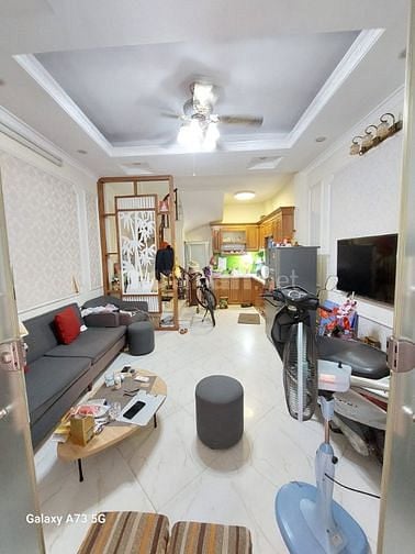 Nhà 30m Ra Phố Bạch Mai Sầm Uất 5 Tầng 4.1 Tỷ Kinh Doanh HBT