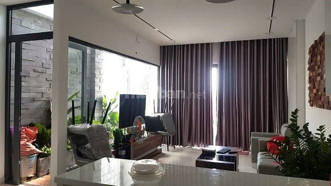 Bán tòa căn hộ MT Tân thới nhất 8.q12 dt 5,5x35m trệt lững 5 lầu 