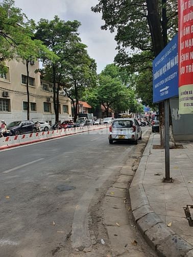 BÁN NHÀ 5 TẦNG LÔ GÓC ĐƯỜNG Ô TÔ TRÁNH ĐẸP LÊ THANH NGHỊ, KINH DOANH 
