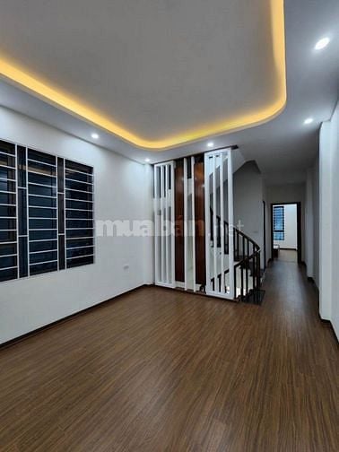 Bán Nhà 6 tầng KD tốt gần trường cấp 1-2 Nguyễn trãi - Khương Trung 