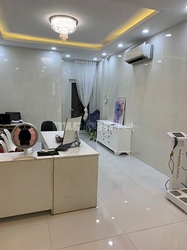 Bán nhà phường 12 cung đường 3 tháng 2 kết cấu 5 tầng hdt 60tr 28 tỷ