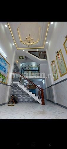 Bán nhà đẹp giá rẻ tại Hóc Môn