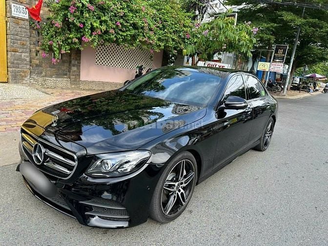 mercedes E300 sx 2019 màu đen/nâu