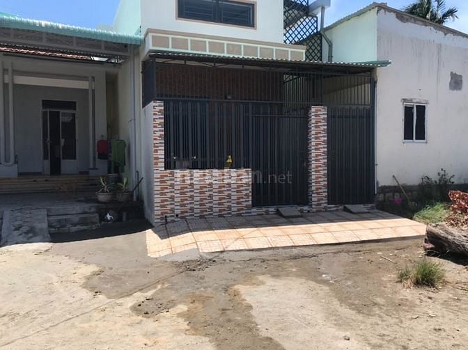 Bán nhanh lô đất 140m2, tặng dãy trọ 5 phòng, cách cầu Cồn Dê chỉ 30m