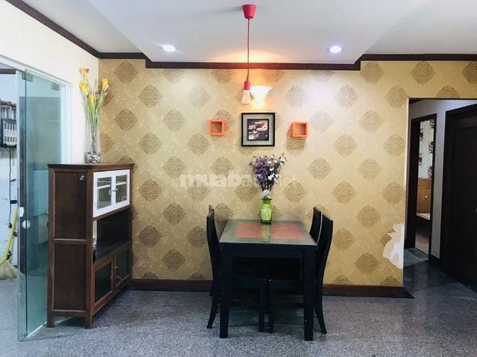 Cần bán gấp căn hộ chung cư Giai Việt Q.8 ,Dt 