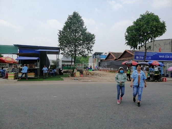 CHẤP NHẠN LỖ BÁN GẤP 2 LÔ ĐẤT GÓC 2MT ĐƯỜNG NHỰA LỚN, KẾ TRƯỜNG ĐH LỚN
