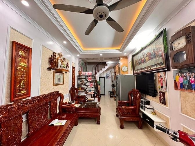 Bán nhà đẹp Lê Thanh Nghị,Trần Đại Nghĩa dt 40m x 5t giá 5,9 tỷ 