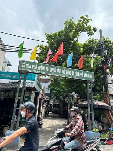 Cần bán nhà DT 52,5M2 MT 4,2M 4 tầng – 6 phòng ngủ đường Trần Cung.