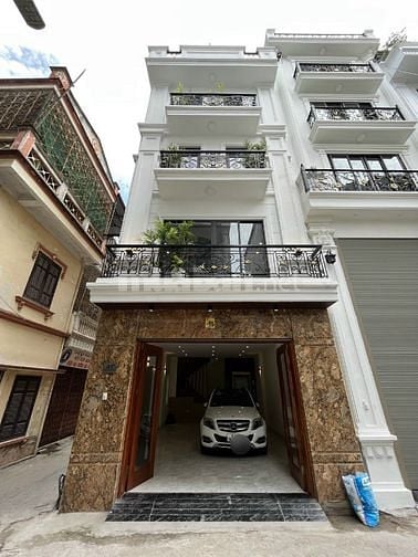 BÁN GẤP NHÀ 554 NGUYỄN VĂN CỪ ÔTÔ VÀO NHÀ, CĂN GÓC 54M2 CÓ THANG MÁY