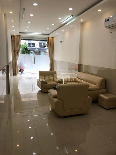 NHÀ MẶT TIỀN ĐƯỜNG HAI BÀ TRƯNG, Q1 CHỈ CÒN 1 CĂN