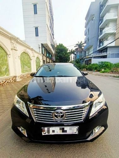 Bán rẻ Toyota Camry at 2.5Q 2014 bản Full Options Zin A-Z rất đẹp!
