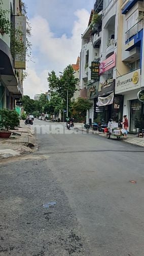 Cho thuê nguyên căn Dt sàn 346,5m2 đường Hoa Lan