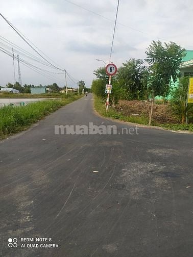 Đất thổ cư ngang 5×37. SHCC xây dựng ngay lô góc mặt nhựa + hông . 