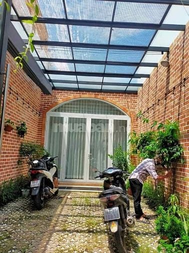 Bán gấp căn nhà cấp 4, 64m2, SHR, Q.12, Giá 850 Triệu.