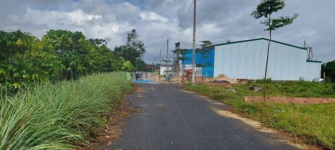 950tr Bán rẻ lô đất 5x24m Nguyễn Đình Chiểu, TP Bảo Lộc