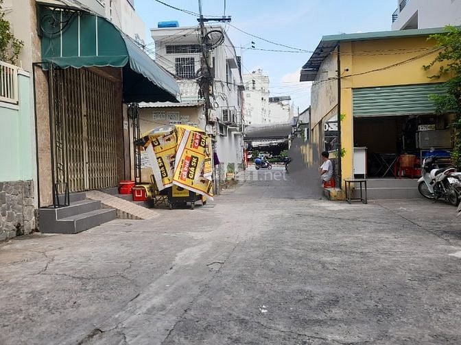NHÀ HXH DT lớn! Cung đường Phan Đăng Lưu Q.PN.(5x18m),KC: C4.Chỉ 12 tỷ