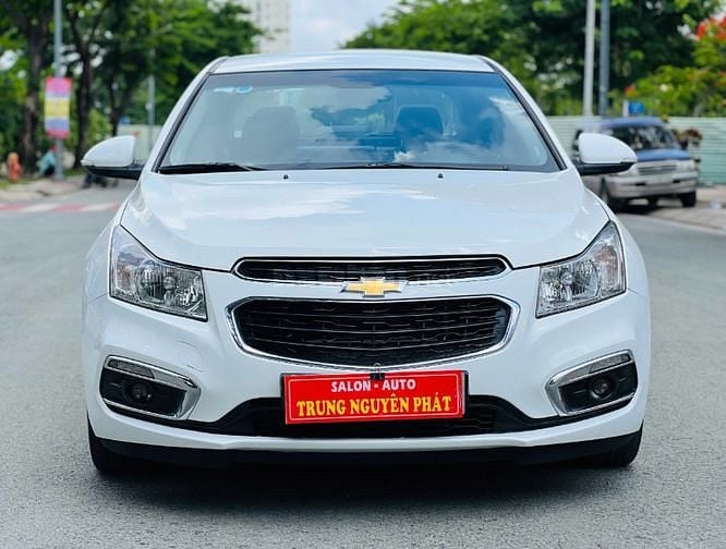 CRUZE 2017 XE ĐẸP, CHỦ SỬ DỤNG KỸ CÒN MỚI