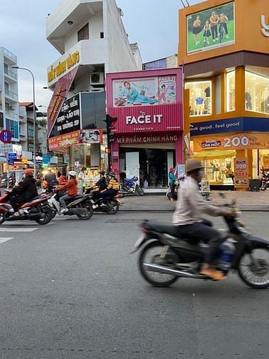 MÌNH CHÍNH CHỦ CHO THUÊ NHÀ 398 ĐƯỜNG TÂN SƠN NHÌ QUẬN TÂN PHÚ.