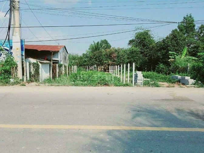 Bán lô đất 300m2( Thổ 100m2 ) Đ.Nguyễn Thị Rành .Tân An Hội,  1 tỷ
