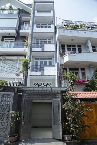 CHO THUÊ NHÀ TRUNG TÂM HẺM XE HƠI