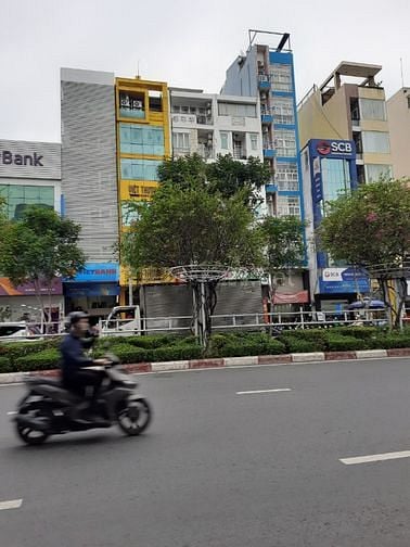 Nhà MT Nguyễn Văn Linh, P.Tân Thuận Tây, Q7, DTSD 208m2, 5 lầu. 9,5 tỷ