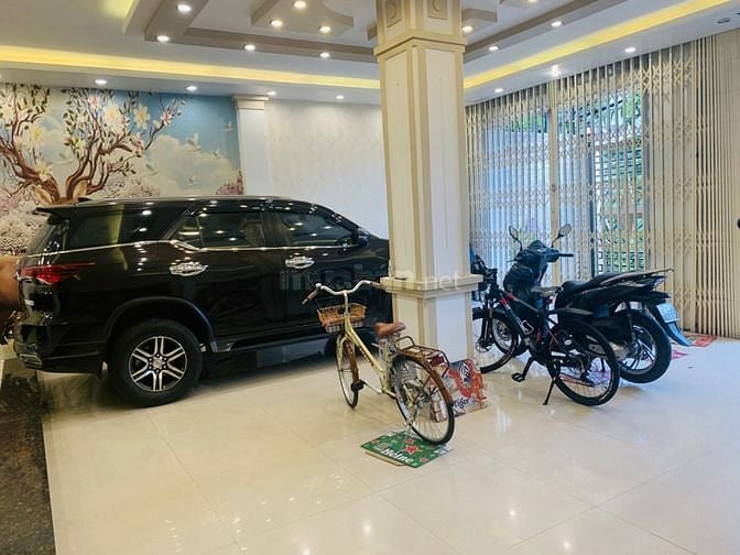 Cần Bán - BIỆT THỰ  - Gần Ngã Tư  Phú Nhuận - Kế Q.1 - 172m2 - 17.9 Tỷ