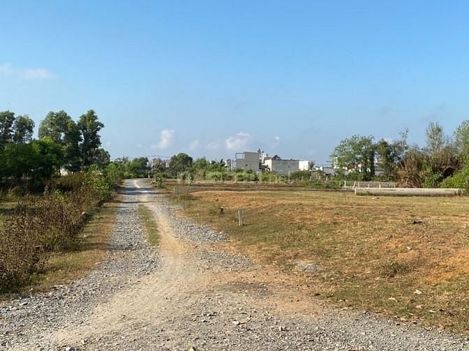 SOS GẤP GẤP CẦN TIỀN trong tuần bán gấp đất Nhơn Trạch 3ty/4000m, SHR