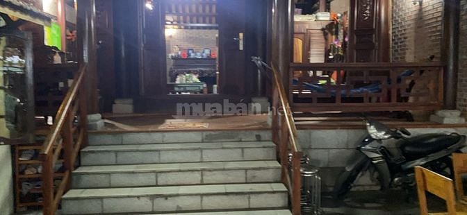 Bán nhà mặt biển đường Huỳnh Thúc Kháng tiện kinh doanh 