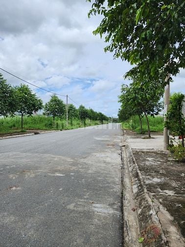 ⭐ Bán lô đất KDC Đặng Huỳnh, TT Cần Giuộc, 5x18m, sổ hồng riêng.