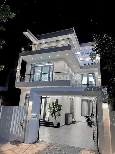 Cần bán gấp nhà hẻm 3m Nguyễn Văn Đừng Q5 dt: 30m 2 lầu giá bán 2 tỷ 