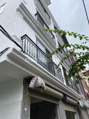 Bán nhà 5T mới 100% DT 32m2  Ngõ 136 Tây Tựu Bắc TL giá 3ty150tr