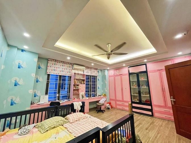 Bán nhà đẹp phân lô Hai Bà Trưng,40m x 5 tầng, gần ô tô giá nhỉnh 5 tỷ