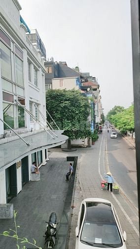 Nhà đẹp VIEW hồ, Kinh doanh sầm uất, Bán nhà Văn Chương,50m,7tầng,22tỷ