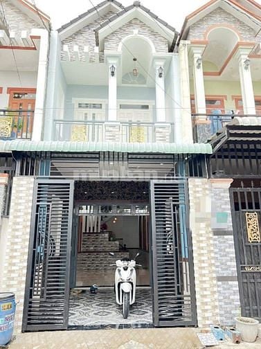 Kẹt Tiền Bán Gấp Nhà Đường Hà Huy Giáp, P.Thạnh Lộc, Quận 12.Giá 2tỷ4