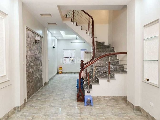 Bán nhà Ngọc Khánh, Ba Đình, gần ôtô, kinh doanh nhỏ, 40mx3t, 4.15 tỷ