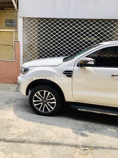 Chính chủ cho Thuê 1T 1L DT sàn 3,8mx15m Hẻm 2 xe hơi An ninh Lịch sự