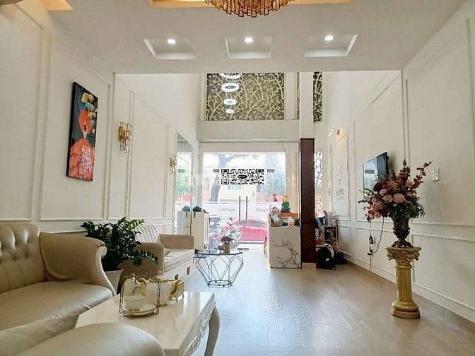 Cho thuê nguyên căn mặt tiền Thành Thái , Quận 10