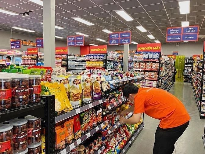 Tuyển dụng nhân viên sắp xếp hàng, đóng gói, bán hàng 