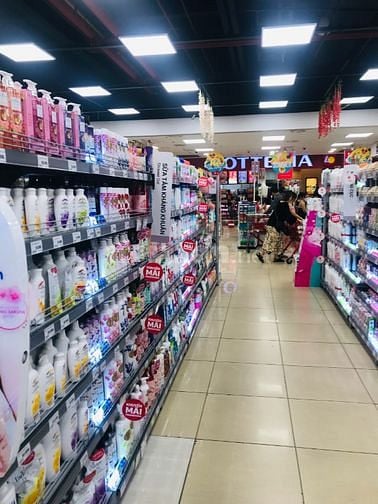 CẦN TUYỂN 10 NHÂN VIÊN NAM NỮ BÁN HÀNG VÀ PHỤ KHO