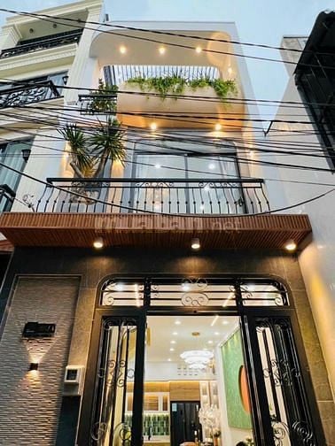 Bán gấp nhà hẻm ôtô chỉ 2,25 tỷ đường Nhiêu Tứ, Phường 7, Phú Nhuận. 