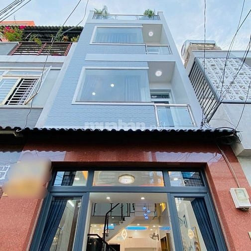 Nhà đẹp 1 trệt 2 lầu đường Lê Hồng Phong P2 Quận 5. DT 40m2 sổ riêng 