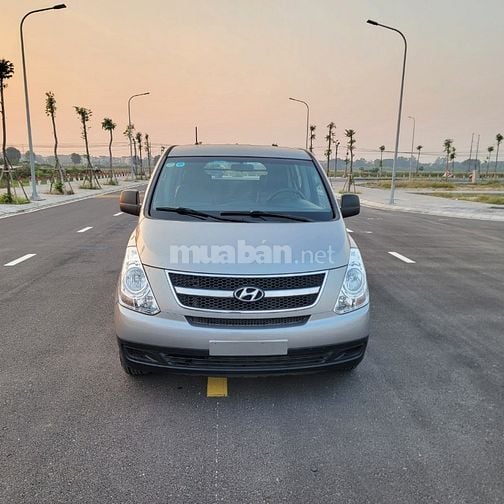 Bán xe starex Hyundai tải van đời 2015,6 chỗ,tải 670kg