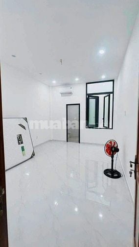 bán gấp nhà Hoàng Diệu 2, Thủ Đức, 60m2/ Shr , Giá 910 Triệu, Gần ĐHNH