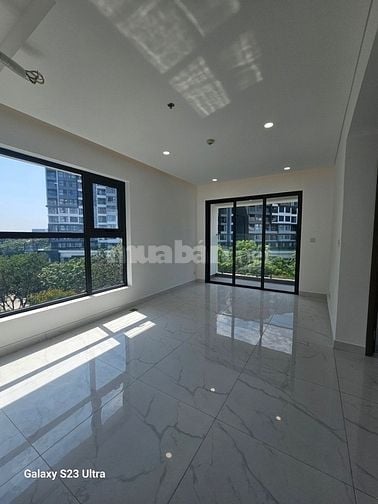 Cho thuê căn 2PN, 85m2, có ô xe hơi Diamond Celadon Q.Tân Phú,HCM