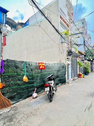 Bán lô đất dt đẹp ngang 5m .DTCN 67m.đường nhựa 6m thông
