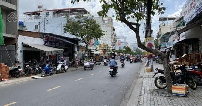 Đất lớn Hiếm Có -  Cho thuê đất lớn MT Âu Cơ, Phường 14, Tân Bình