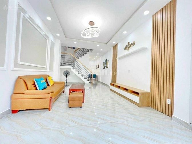 Về quê bán nhà 60m2,940tr,nguyễn sơn,Phú thạnh,tân phú,Hùng 0775069709