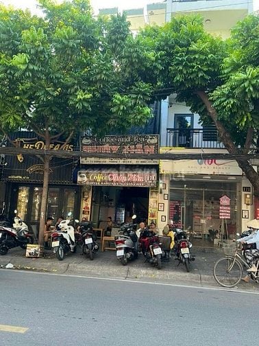 Mặt tiền âu dương lân p2q8 75m2 đất 2 lầu st giá tốt vị trí đẹp