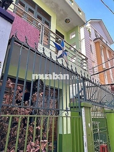 Bán nhà Ngang 15x10m, hiện có 2 căn nhà và 1 mảnh đất trong hxh