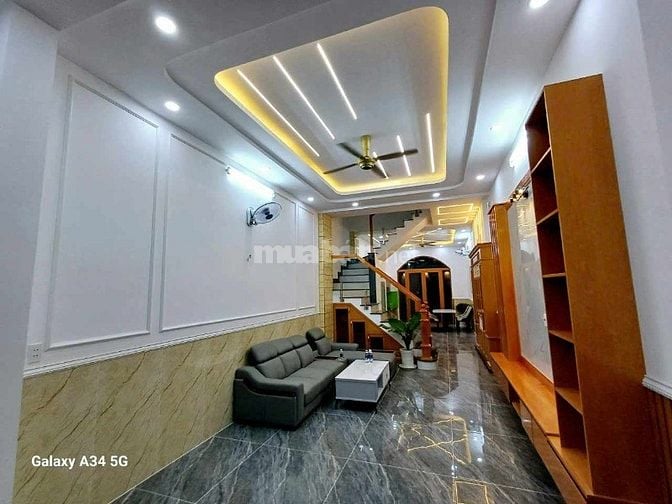 Bán nhà Tân Phú đường Tân Thành giáp Tân Bình 5,4 X 17m 3L mua bán tốt